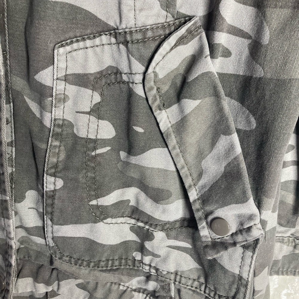Jolt cargo camo urban style hoodie jacket - Picture 5 of 6